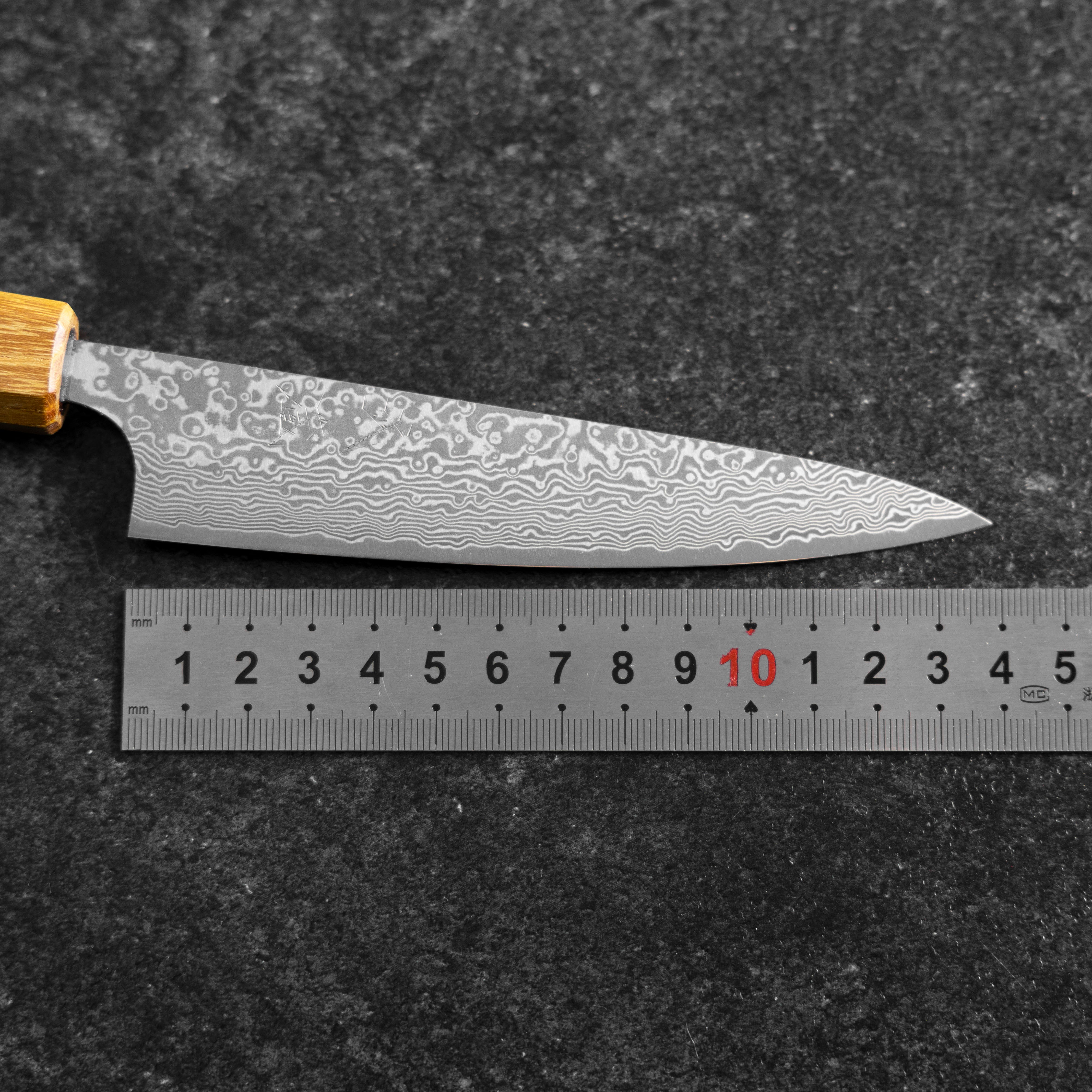 牛刀 VG-10 ダマスカス 紫檀柄 180mm – MUSASHI